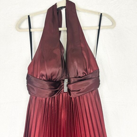 Betsy Adam Vintage Halter Ombre Maxi Gown Size 6 Satin Pleated Maroon Whimsigoth - Picture 3 of 12